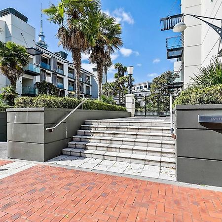 Enormous One Bedroom Beauty In Cbd! Free Parking Оукланд Екстериор снимка
